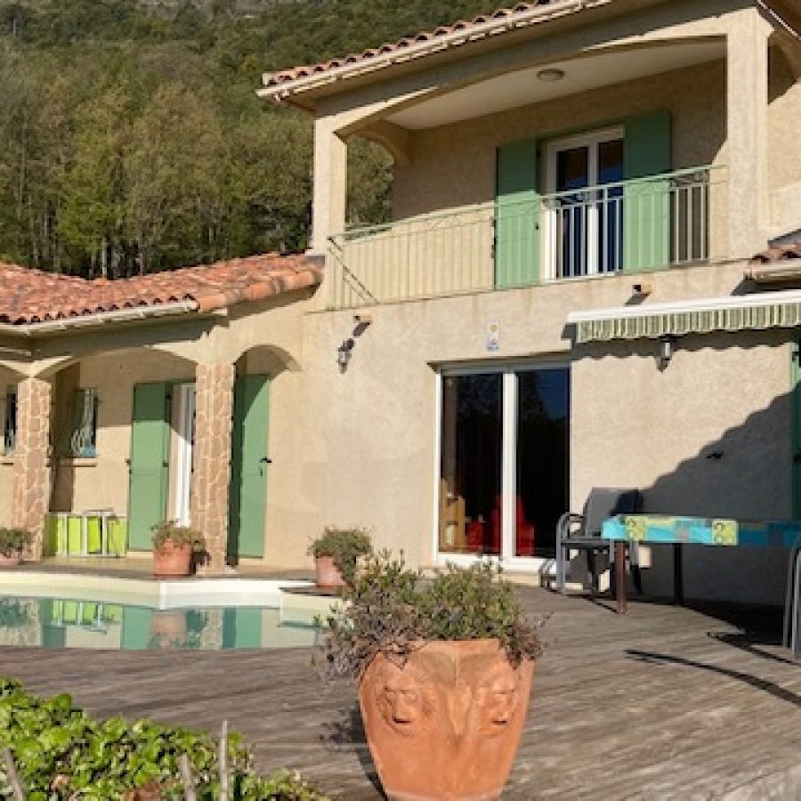 Maison face